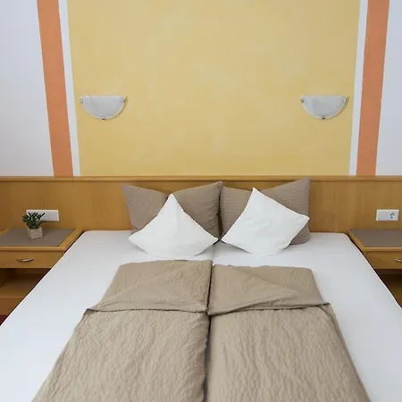 Montana Apartament *